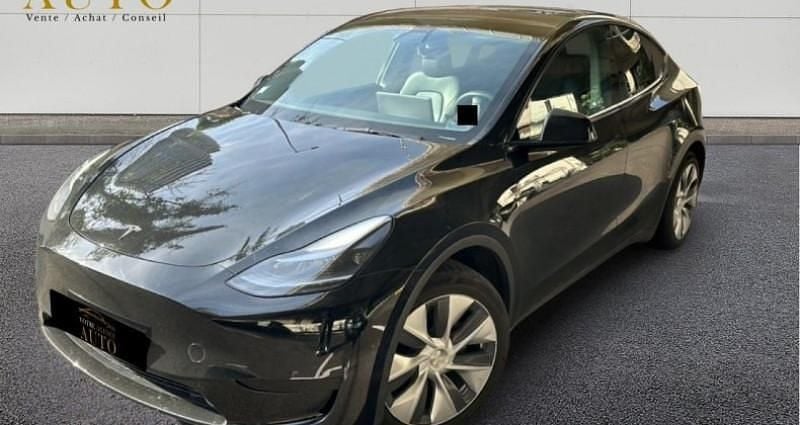 Occasion 2023 Tesla Model Y Standard Range SUV | 26 890 € (Prix assez cher) - Image 1/4
