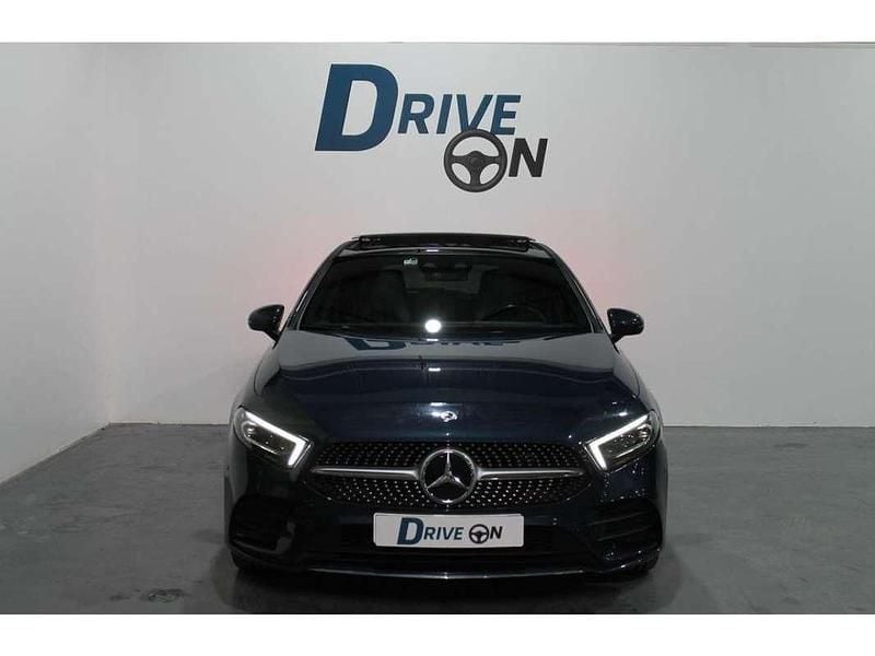 Occasion Mercedes A250 AMG line 160 ch (117 kW) 2022 Bleu Berline