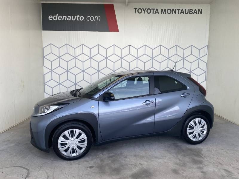 Gris Utilisé 2024 Toyota Aygo Citadine | 15 500 € (Prix juste) - Image 1/3