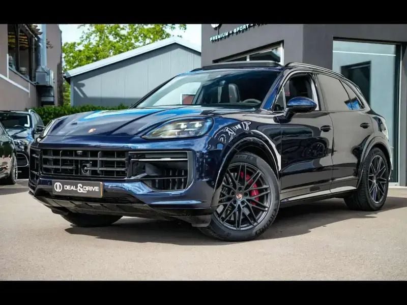 Bleu Nouvelle 2025 Porsche Cayenne GTS SUV | 153 835 € (Prix juste) - Image 1/4