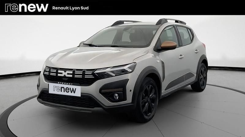 Gris Utilisé 2024 Dacia Sandero Extreme Citadine | 18 700 € (Prix cher) - Image 1/4