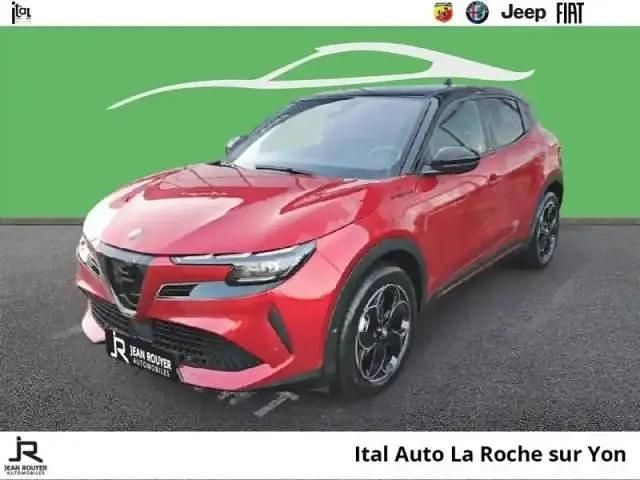 Rouge brera tricouches/toit noir Nouvelle 2025 Alfa Romeo Junior Edizione Speciale SUV | 39 499 € - Image 1/4
