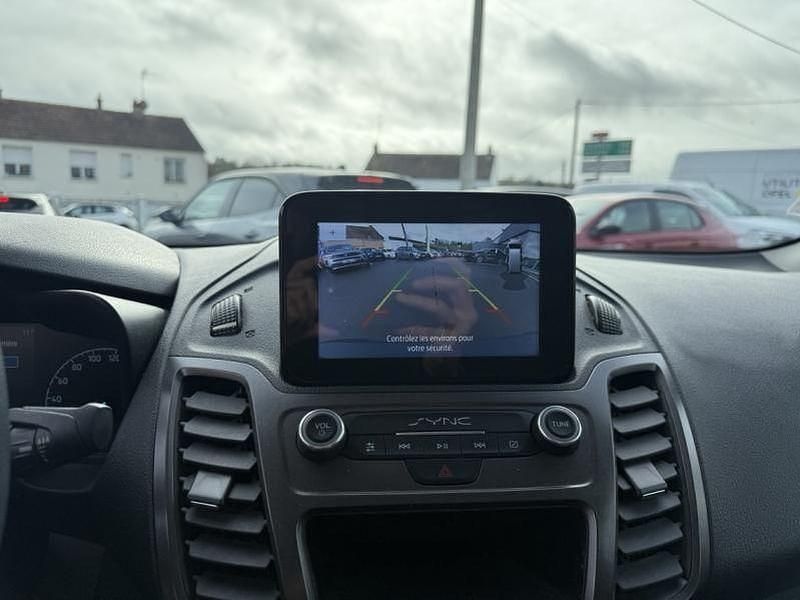 Occasion Ford Transit Trend 101 ch (74 kW) 2021 Gris millenium Van