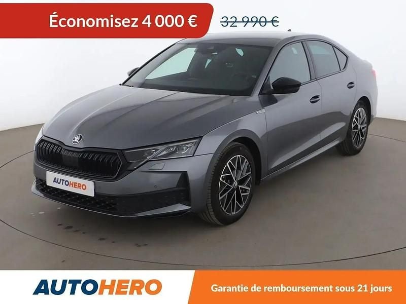 Gris Utilisé 2024 Skoda Octavia SportLine Berline | 28 990 € (Super prix) - Image 1/2