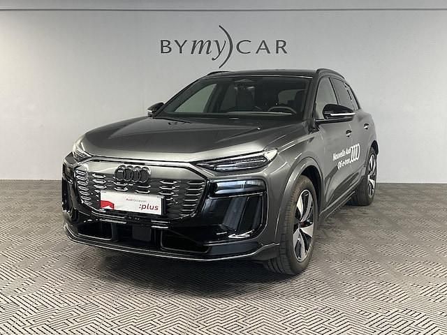 Gris daytona nacré Utilisé 2024 Audi Q6 e-tron S-Line SUV | 85 156 € (Prix juste) - Image 1/4