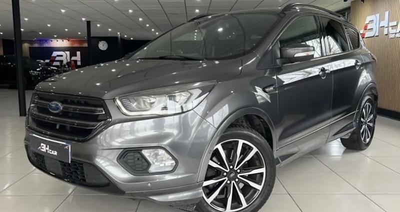 Noir Occasion 2017 Ford Kuga ST-Line SUV | 11 990 € (Prix assez cher) - Image 1/4