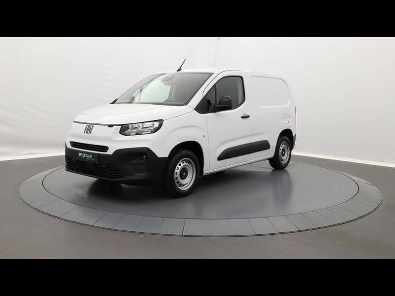 Blanc icy Nouvelle 2025 Fiat Doblò Connect Monospace | 19 890 € (Prix juste) - Image 1/4