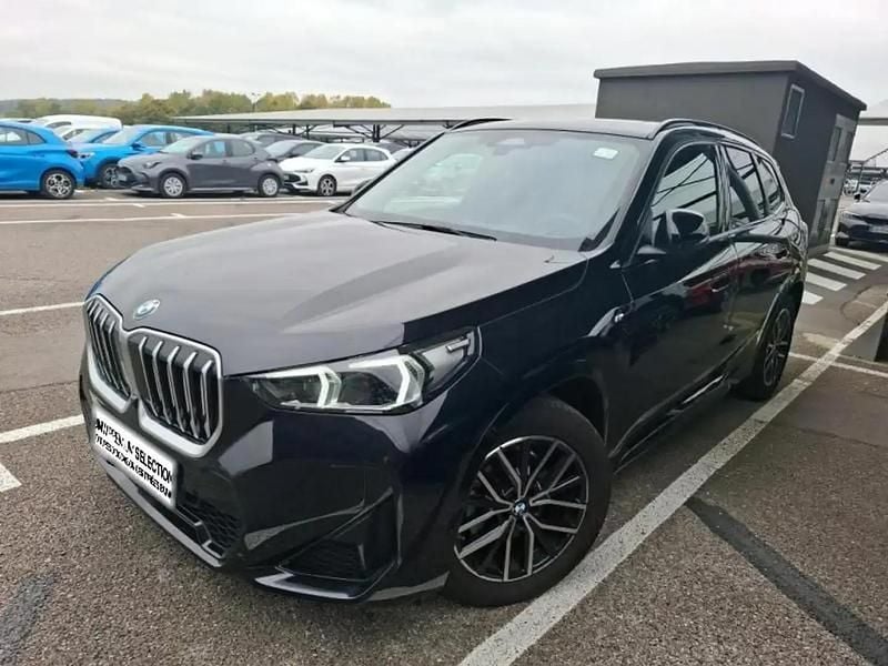 Saphirschwarz métal Utilisé 2025 BMW X1 M Sport SUV | 46 990 € (Prix cher) - Image 1/4
