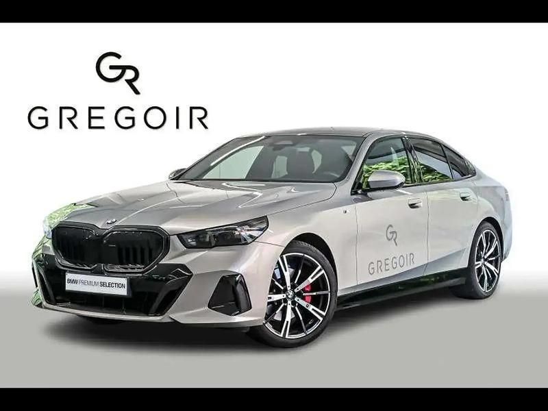 Gris Occasion 2024 BMW 520 Sport Line Berline | 56 450 € - Image 1/4