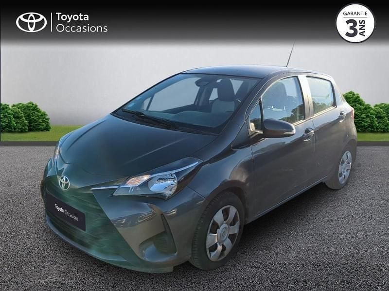 Gris atlas Occasion 2020 Toyota Yaris Berline | 12 290 € (Bon prix) - Image 1/4