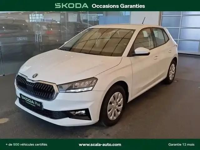 Moon white metallic Utilisé 2024 Skoda Fabia Berline | 15 990 € (Super prix) - Image 1/4