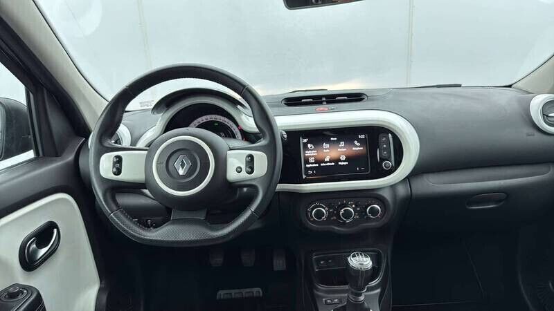 Image 4/4
