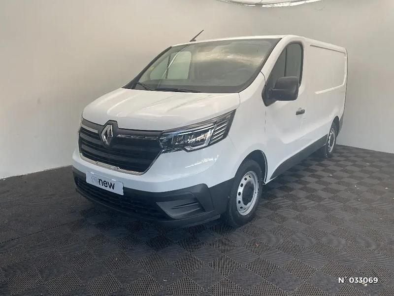 Blanc Occasion 2023 Renault Trafic Monospace | 25 960 € (Bon prix) - Image 1/4