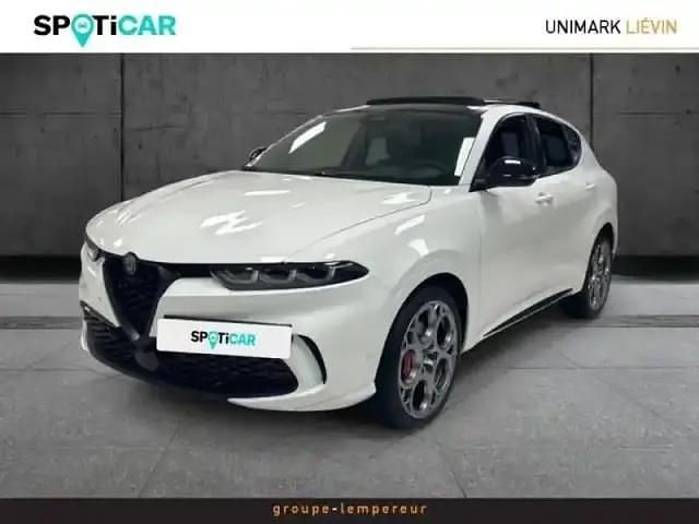 Blanc monterosa pastel/toit noir Occasion 2025 Alfa Romeo Tonale SUV | 48 590 € - Image 1/4