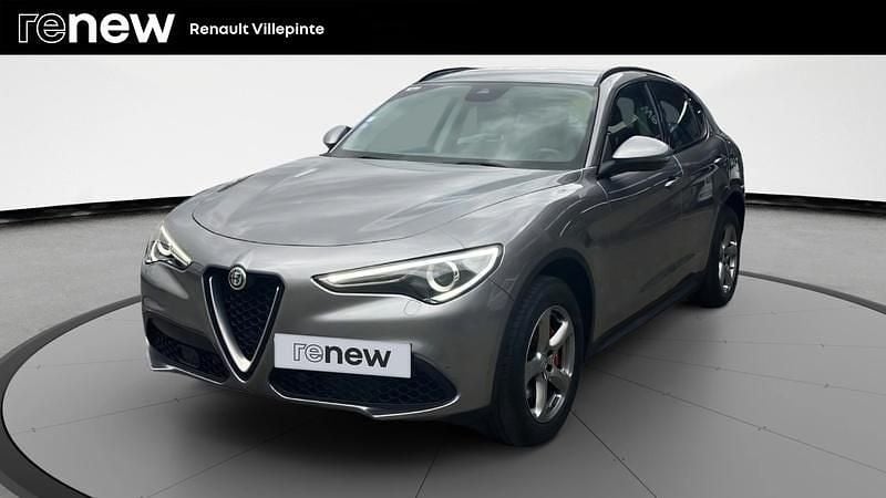 Gris Utilisé 2018 Alfa Romeo Stelvio Super SUV | 29 990 € (Prix juste) - Image 1/4