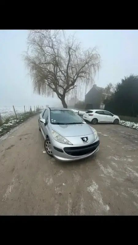 Utilisé 2007 Peugeot 207 Berline | 2 500 € (Super prix) - Image 1/4