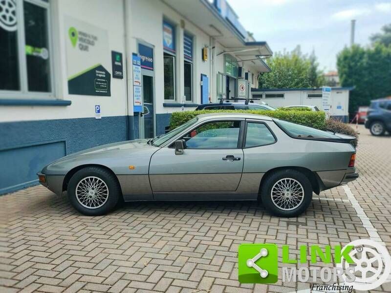 Occasion Porsche 924 125 ch (91 kW) 1985 Gris Coupé