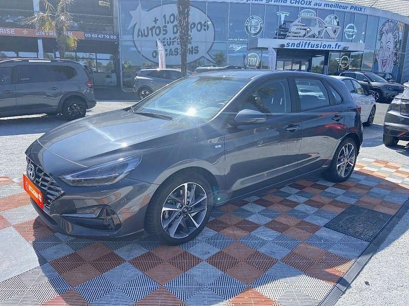 Gris Occasion 2024 Hyundai i30 | 19 950 € (Prix juste) - Image 1/4