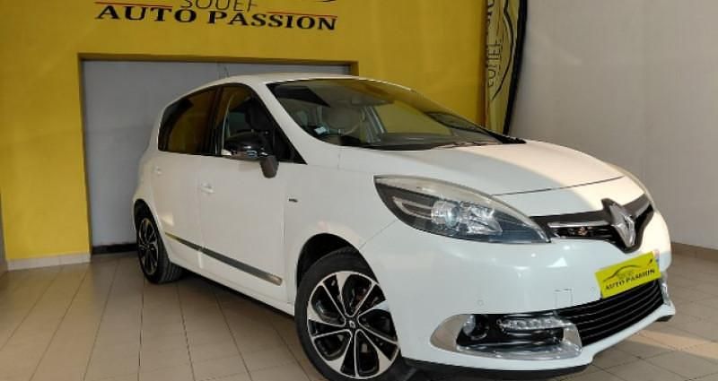 Utilisé 2015 Renault Scénic III Bose Edition Monospace | 7 990 € (Prix juste) - Image 1/4