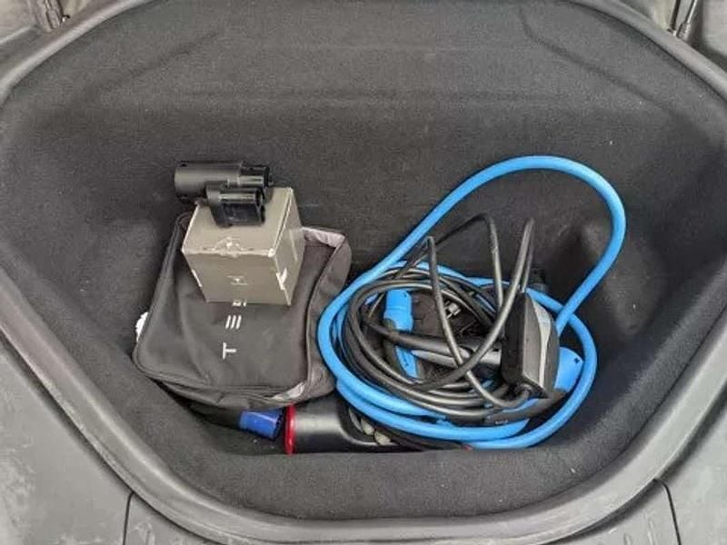 Image 4/4
