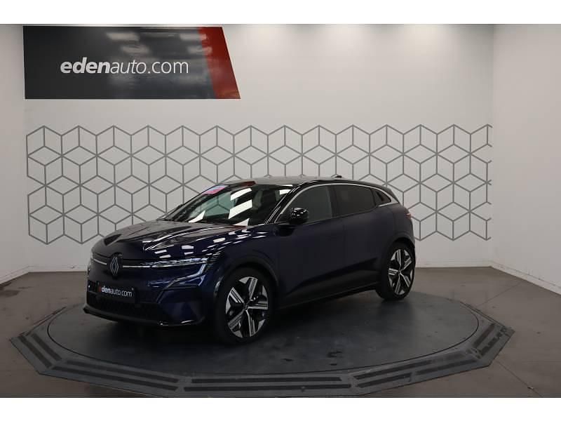 Utilisé 2023 Renault Mégane Iconic Berline | 26 780 € (Prix juste) - Image 1/4
