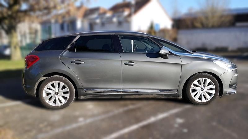 Occasion Citroën DS5 160 ch (117 kW) 2012 Gris Citadine