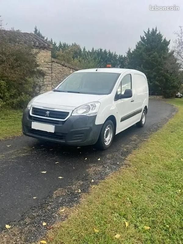 Blanc Occasion 2018 Peugeot Partner Premium Monospace | 8 990 € (Bon prix) - Image 1/4
