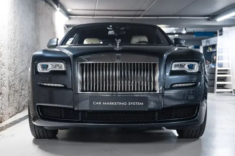 Occasion Rolls Royce Ghost 571 ch (419 kW) 2016 Gris Berline