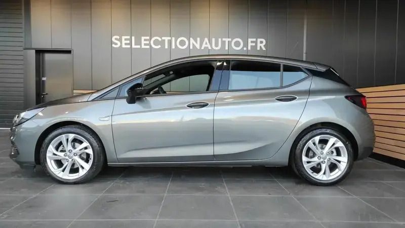 Gris Utilisé 2021 Opel Astra GS Line Berline | 19 590 € (Prix juste) - Image 1/4