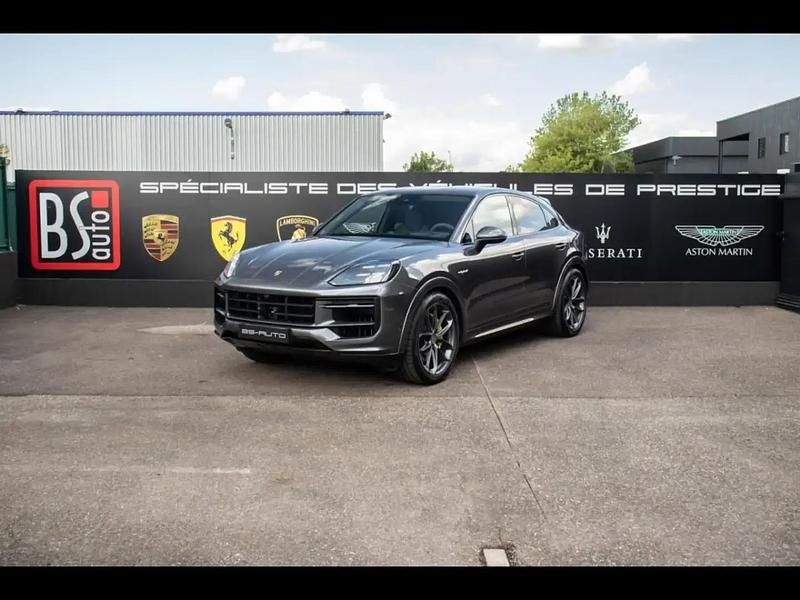 Gris Occasion 2025 Porsche Cayenne Sport SUV | 129 900 € (Prix cher) - Image 1/4