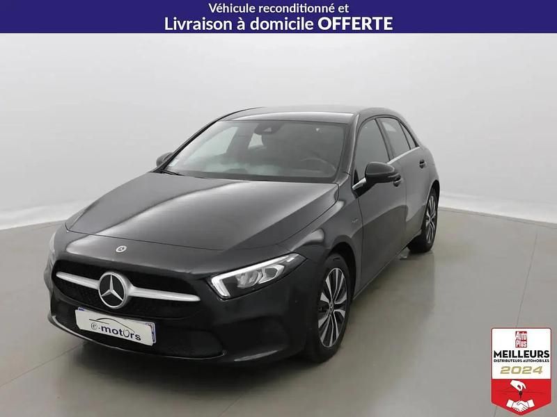 Noir Utilisé 2021 Mercedes A250 Style Berline | 24 900 € (Prix juste) - Image 1/4