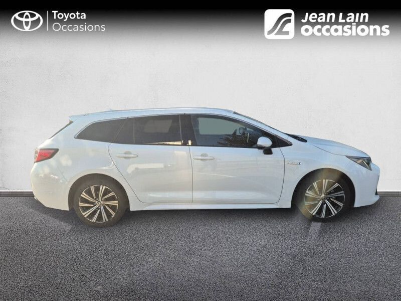 Occasion Toyota Corolla Design 98 ch (72 kW) 2021 Blanc Break