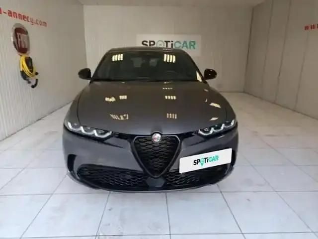 Occasion Alfa Romeo Tonale Sprint 2025 Gris vesuvio métallisée SUV
