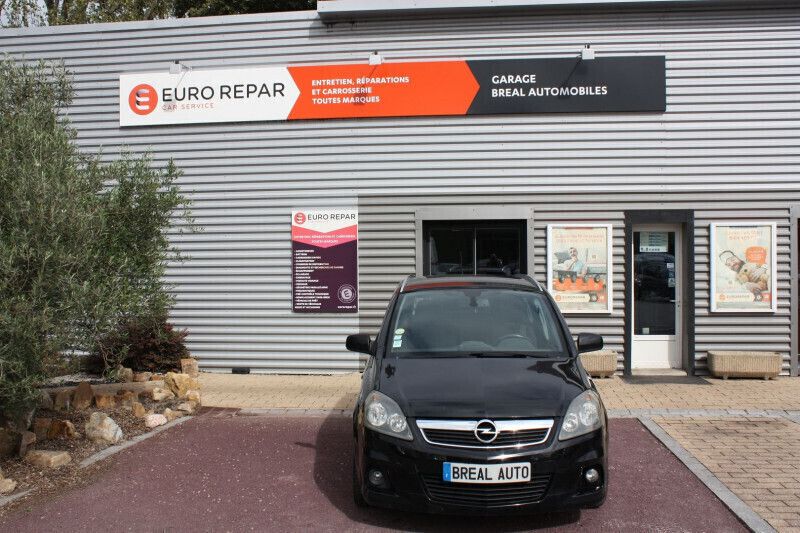 Utilisé 2010 Opel Zafira Monospace | 5 990 € - Image 1/4