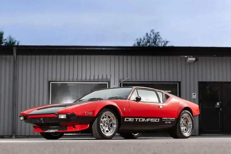 Rouge Occasion 1975 De Tomaso Pantera Coupé | 154 990 € - Image 1/4