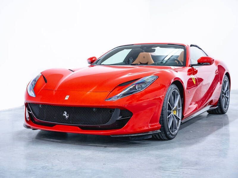 Rouge Utilisé 2022 Ferrari 812 Cabriolet | 577 150 € - Image 1/4