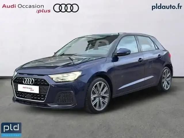 Bleu navarre métallisé Occasion 2023 Audi A1 Sportback Business Citadine | 24 290 € (Prix juste) - Image 1/4
