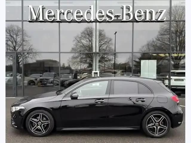 Occasion Mercedes A200 AMG line 2022 Noir cosmos métallisé Berline