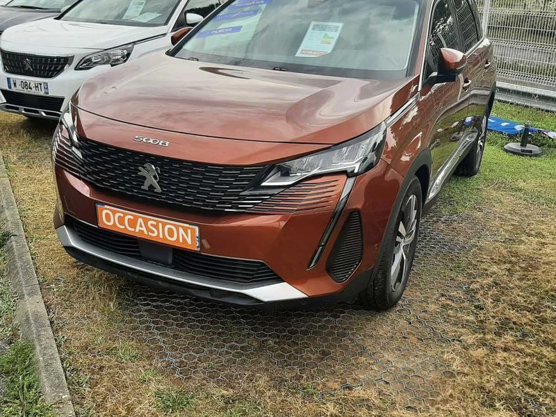 Marron Utilisé 2021 Peugeot 5008 Allure Monospace | 30 900 € (Prix cher) - Image 1/4