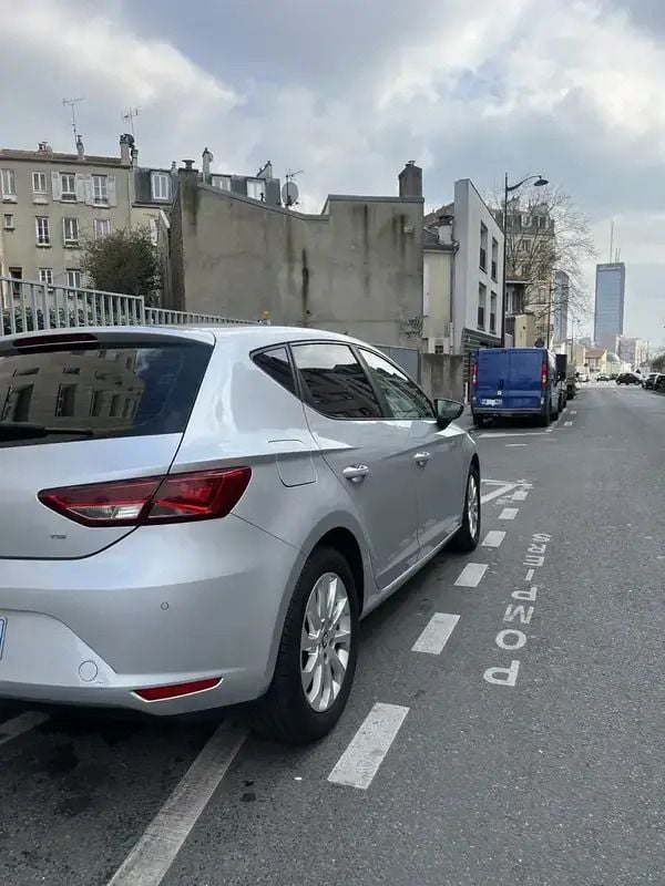 Utilisé 2013 Seat Leon Style Berline | 8 500 € - Image 1/4