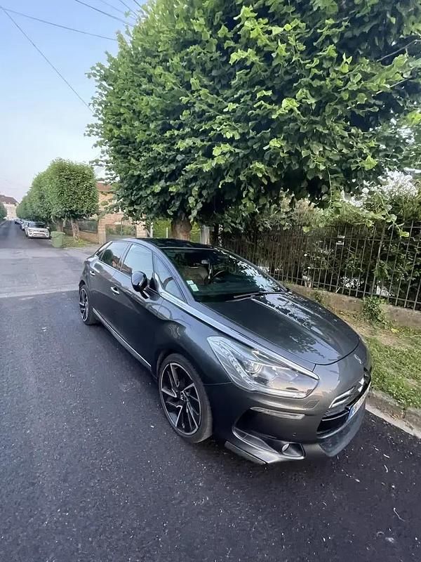 Utilisé 2014 DS Automobiles DS5 Sport Chic Citadine | 13 900 € - Image 1/4