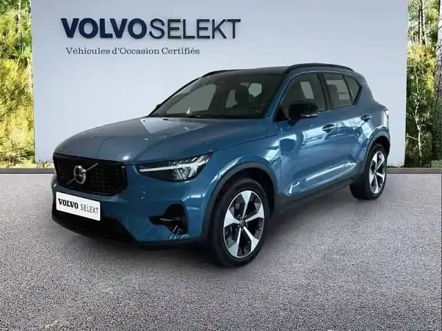 Bleu Utilisé 2024 Volvo XC40 Ultra SUV | 36 480 € (Prix cher) - Image 1/4