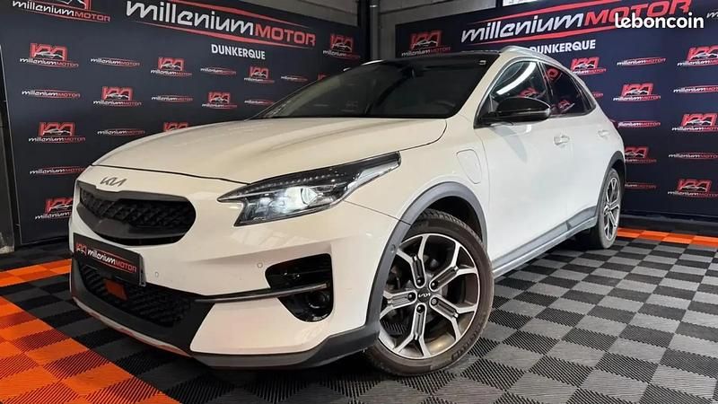 Blanc Utilisé 2020 Kia XCeed Premium SUV | 18 490 € (Prix juste) - Image 1/4