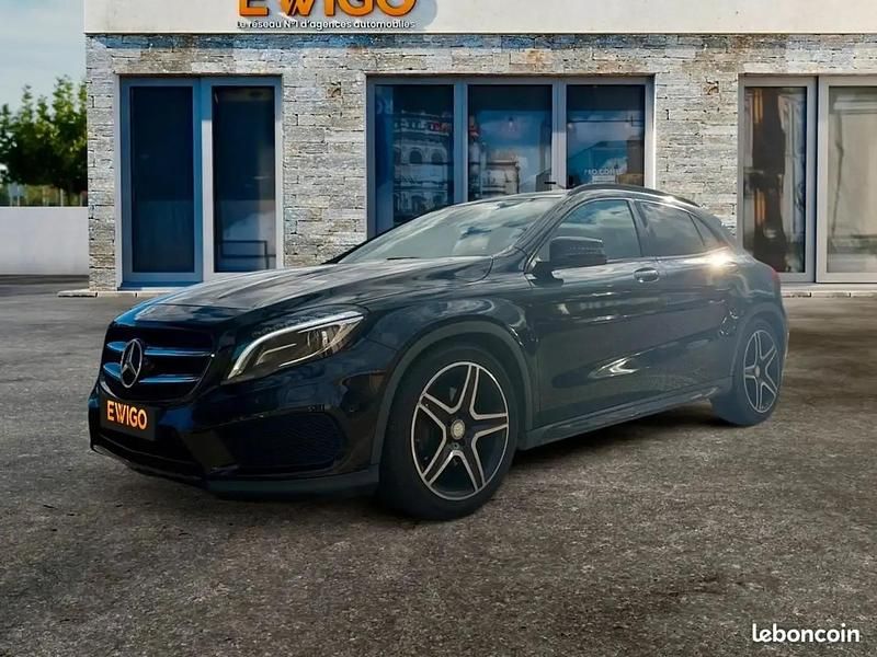 Noir Occasion 2016 Mercedes GLA250 AMG SUV | 20 985 € - Image 1/4
