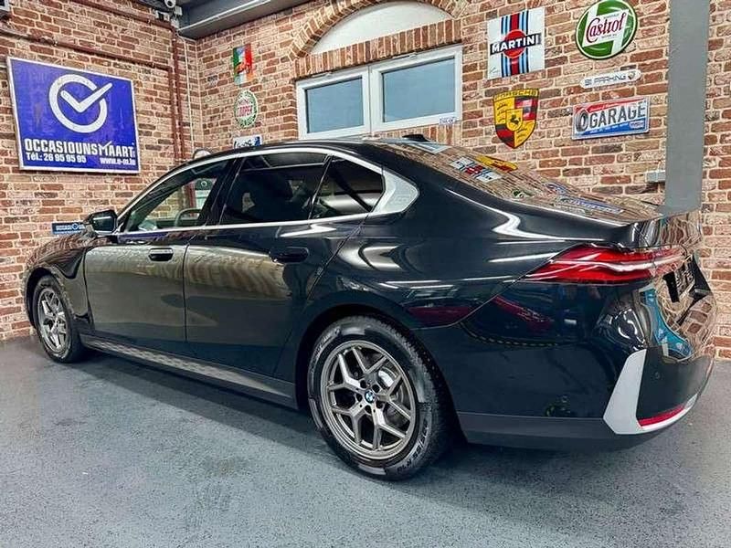 Occasion BMW 520 Sport Line 208 ch (152 kW) 2025 Noir Berline