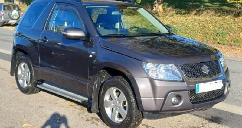 Utilisé 2011 Suzuki Grand Vitara SUV | 13 400 € - Image 1/4