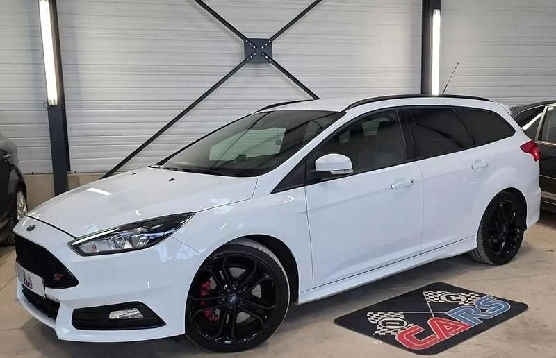 Blanc Occasion 2016 Ford Focus ST Break | 14 900 € (Super prix) - Image 1/4