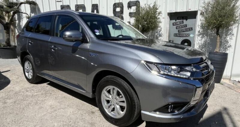 Utilisé 2017 Mitsubishi Outlander P-HEV Intense | 16 970 € (Prix juste) - Image 1/4