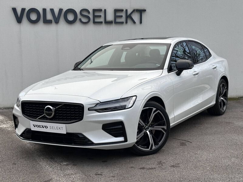 Blanc Nouvelle 2024 Volvo S60 Plus Berline | 51 450 € - Image 1/4