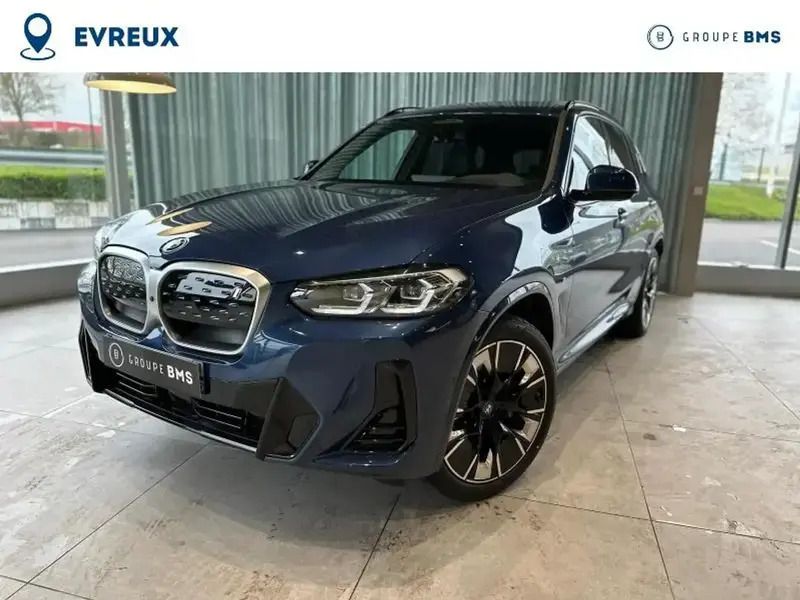 Bleu Utilisé 2025 BMW iX3 Impressive SUV | 58 900 € (Prix juste) - Image 1/4